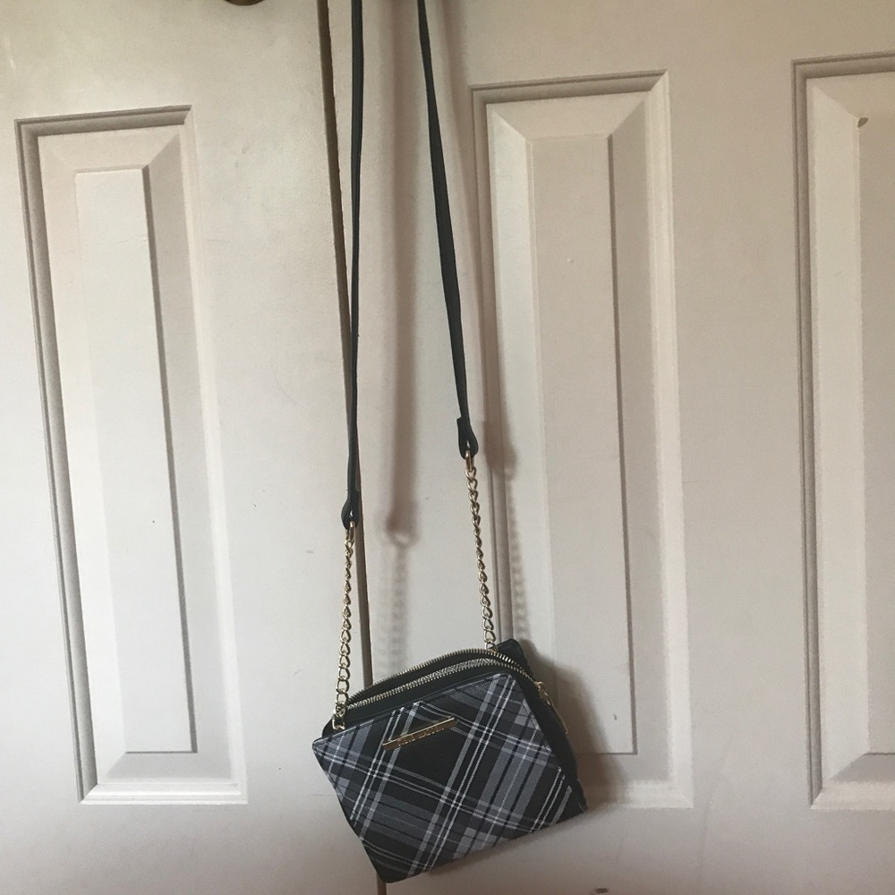 Hand bag